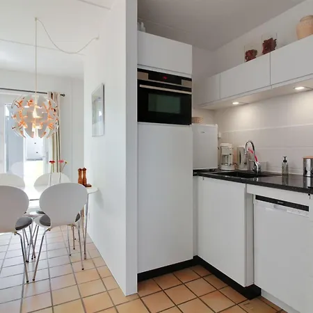 Leilighet Alimpij - 150m From The Sea By Interhome