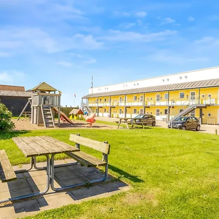 Apartament Alimpij - 150m From The Sea By Interhome