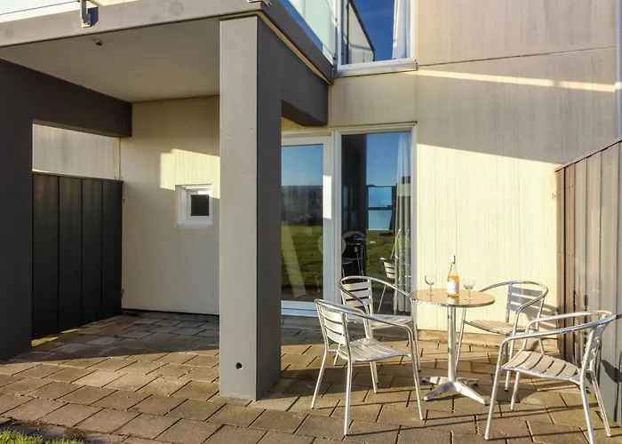 Alimpij - 150m From The Sea By Interhome Лёккен